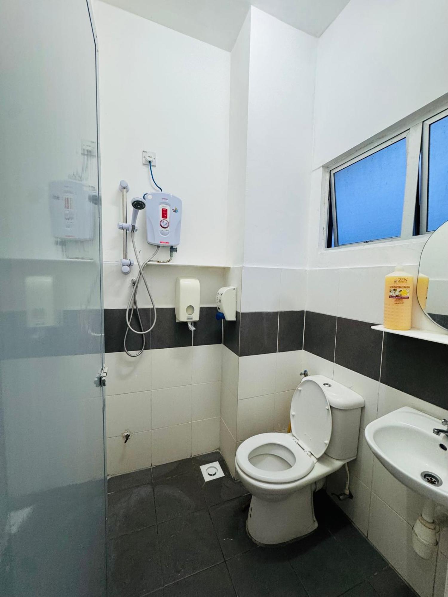 Pangsapuri Ayaan Homestay Hill View Inn 2 Free Wifi And Netflix *
